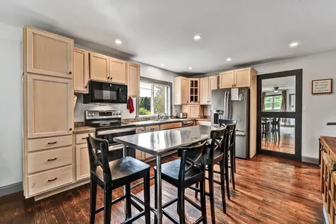 38 Zoar Street Auburn ME 04210
