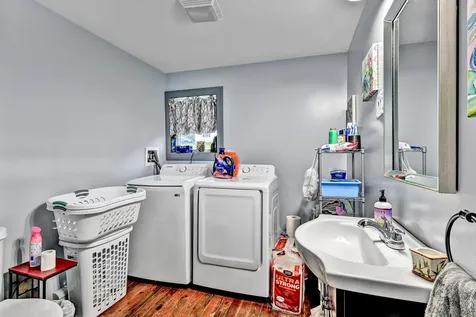 38 Zoar Street Auburn ME 04210