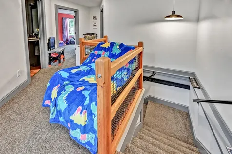 38 Zoar Street Auburn ME 04210