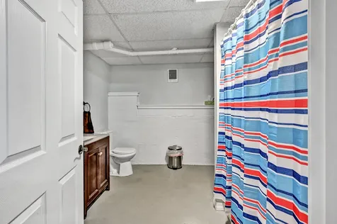 38 Zoar Street Auburn ME 04210