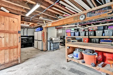 38 Zoar Street Auburn ME 04210