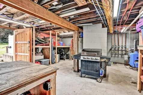 38 Zoar Street Auburn ME 04210