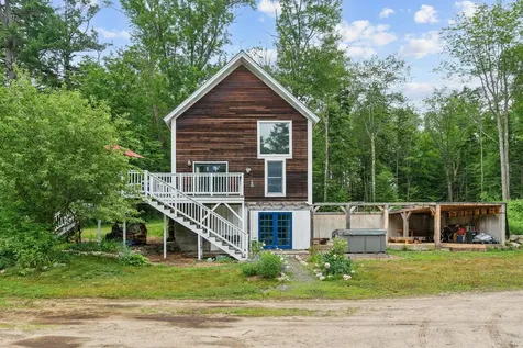 327 North Road Chebeague Island ME 04017