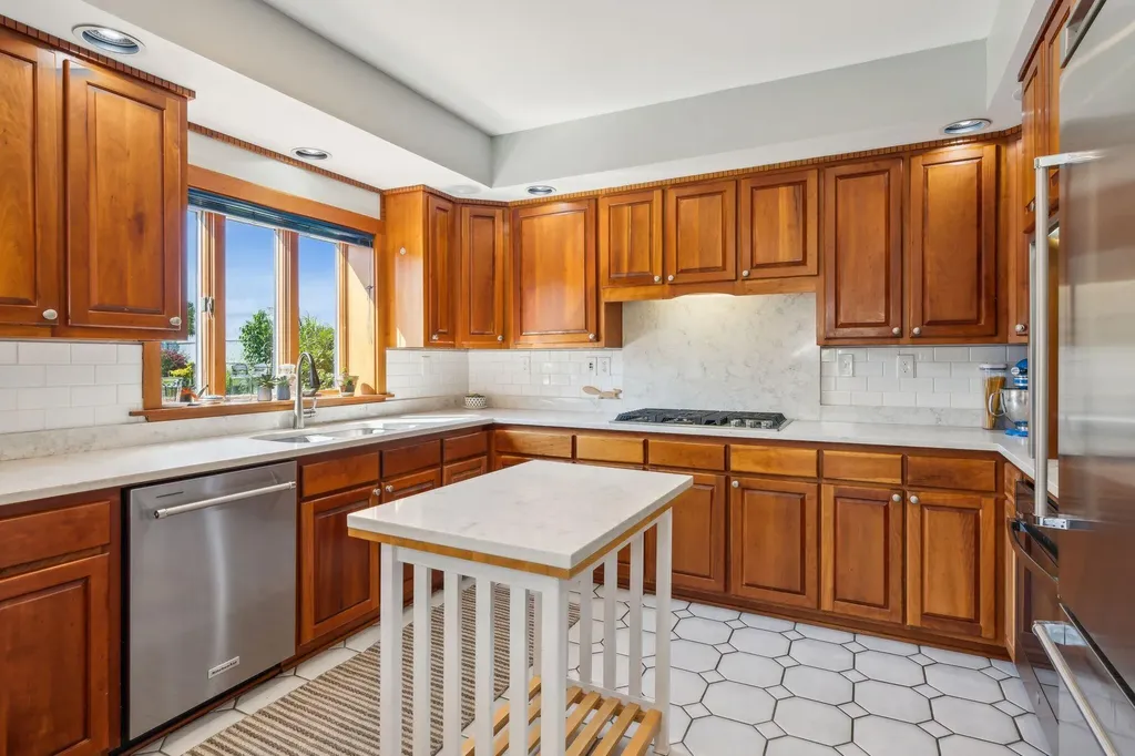 522 Boom Road Saco ME 04072