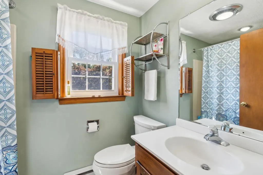 522 Boom Road Saco ME 04072