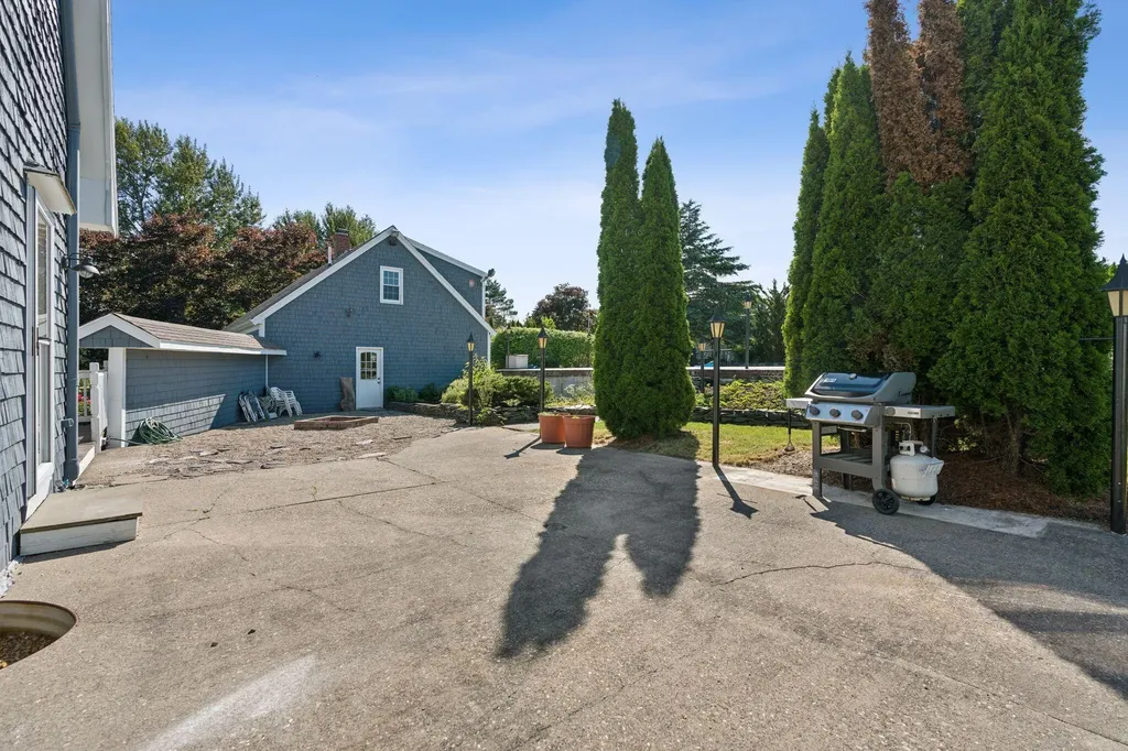 522 Boom Road Saco ME 04072