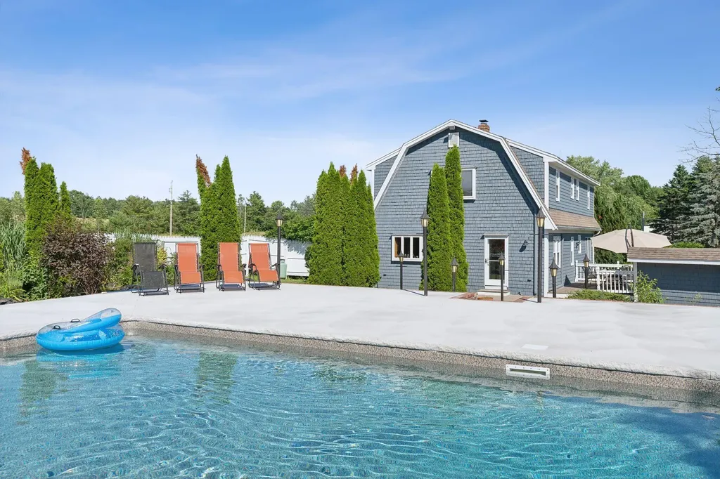 522 Boom Road Saco ME 04072