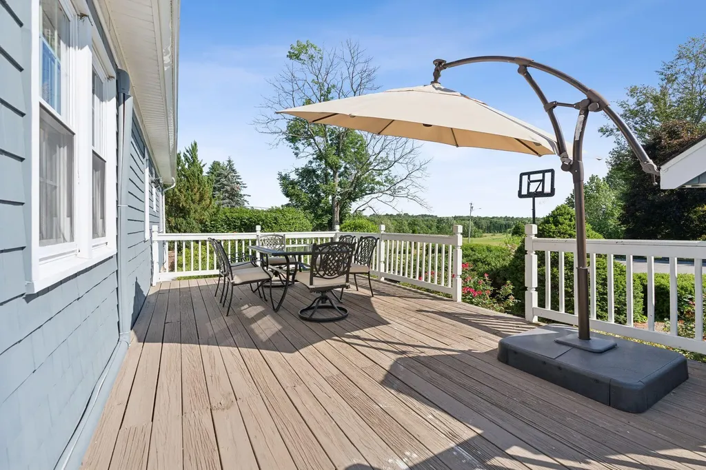 522 Boom Road Saco ME 04072