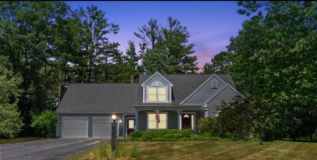4 Preston Lane Kennebunk ME 04043