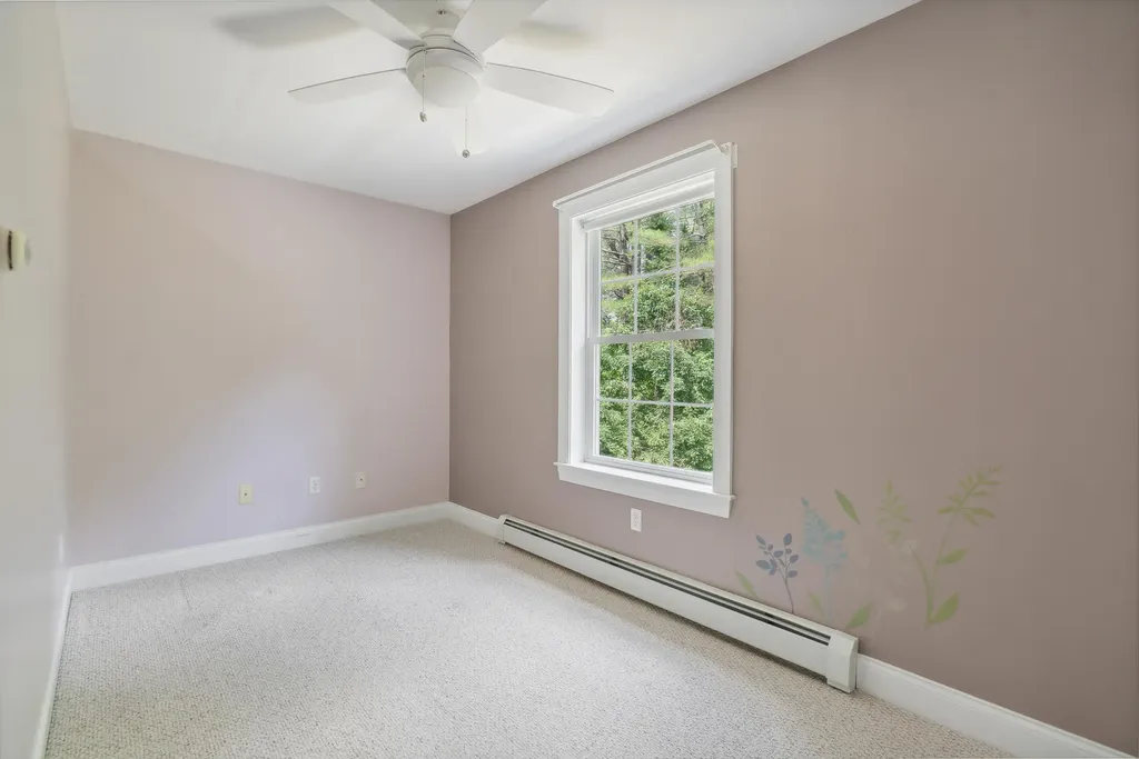 4 Preston Lane Kennebunk ME 04043