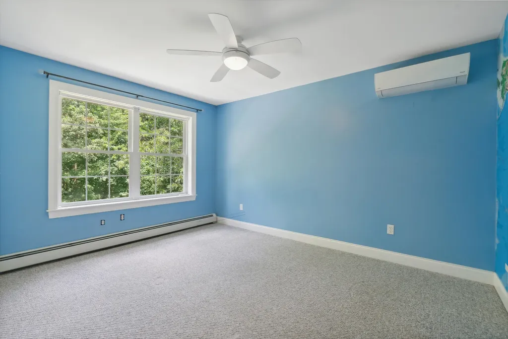 4 Preston Lane Kennebunk ME 04043