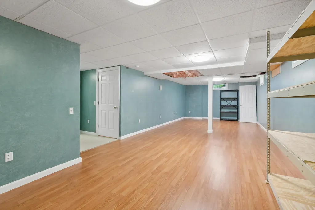 4 Preston Lane Kennebunk ME 04043