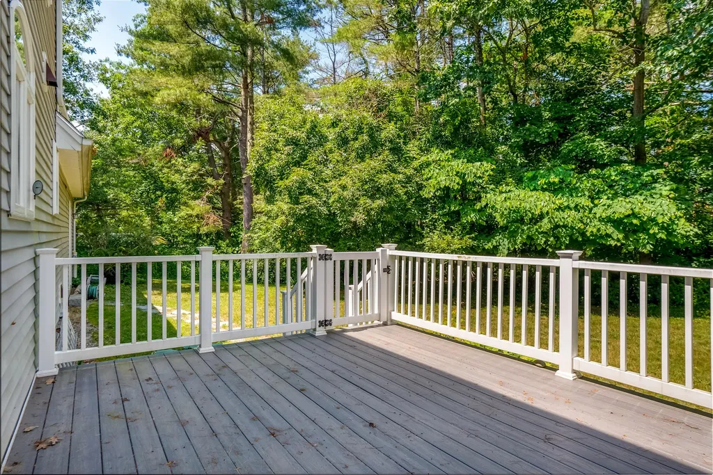 4 Preston Lane Kennebunk ME 04043