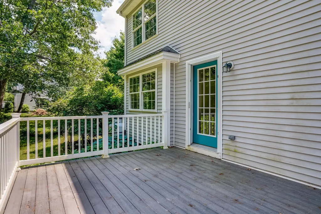 4 Preston Lane Kennebunk ME 04043