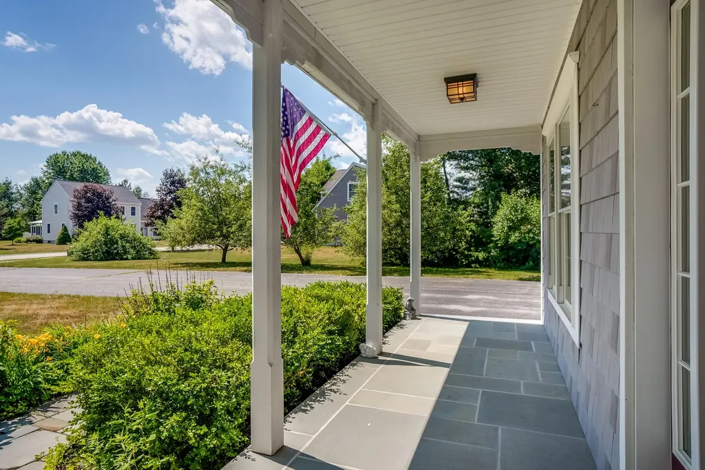 4 Preston Lane Kennebunk ME 04043