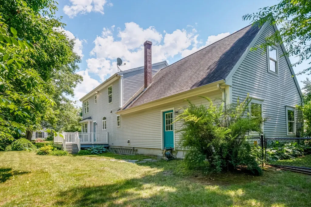 4 Preston Lane Kennebunk ME 04043