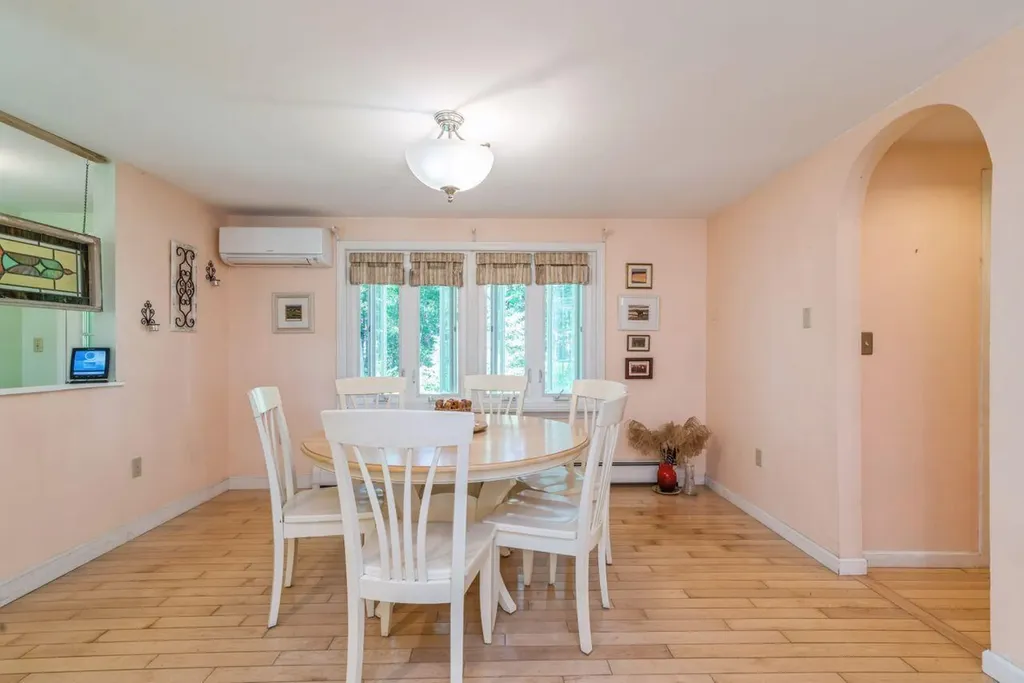 139 Whitten Road Kennebunk ME 04043
