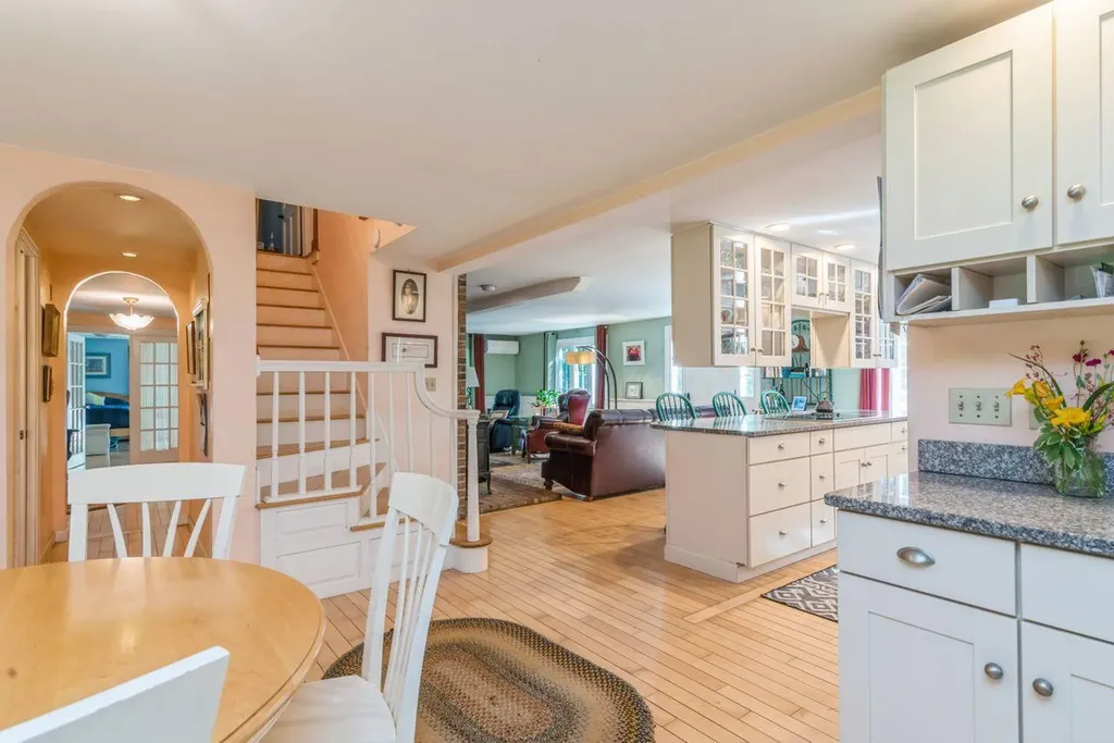 139 Whitten Road Kennebunk ME 04043