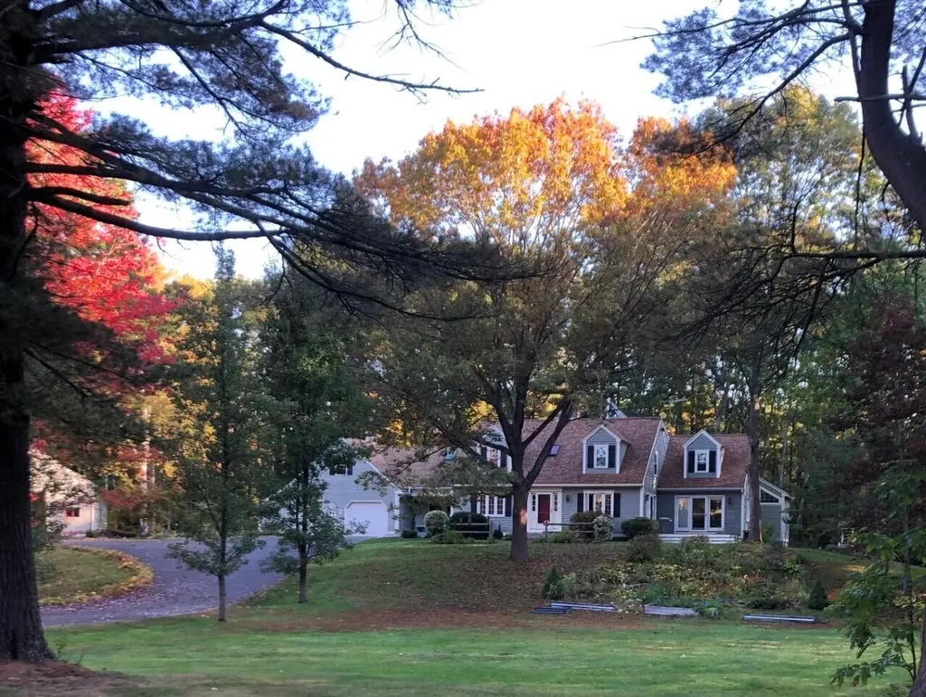 139 Whitten Road Kennebunk ME 04043