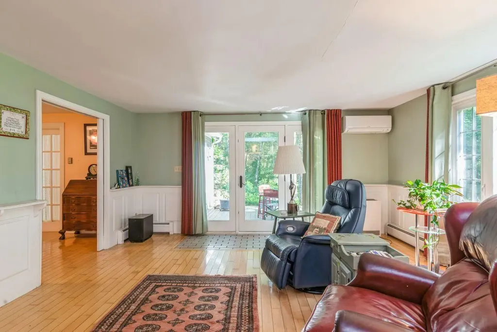 139 Whitten Road Kennebunk ME 04043