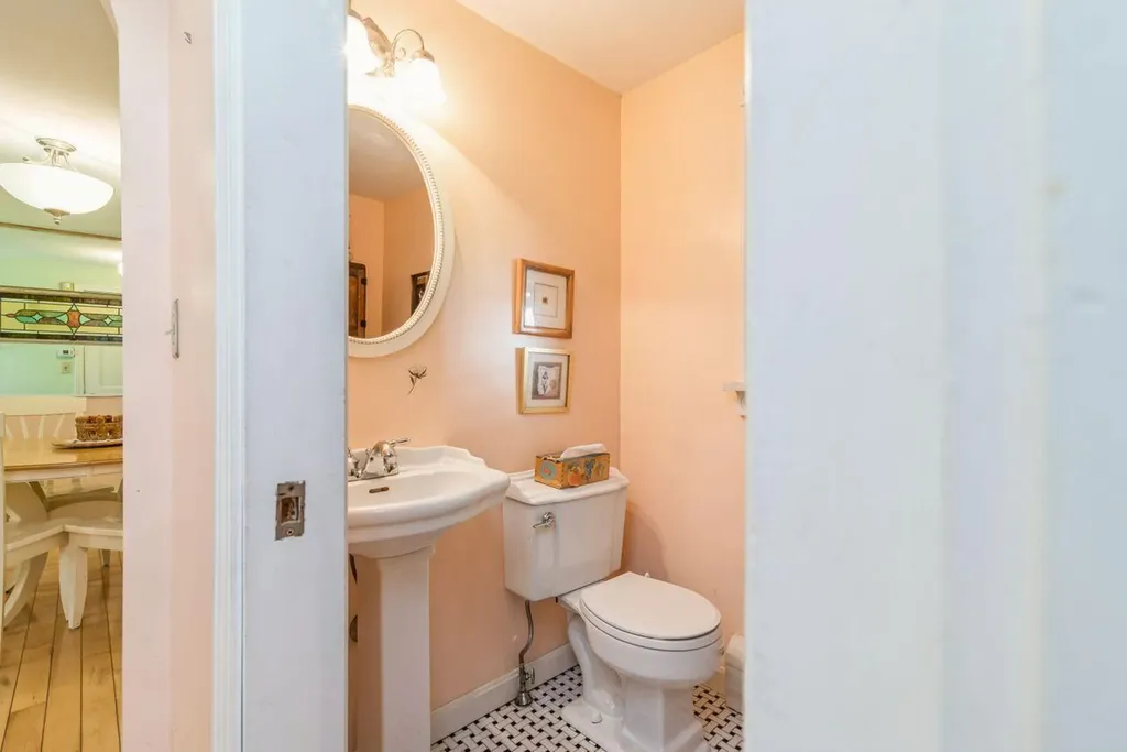 139 Whitten Road Kennebunk ME 04043