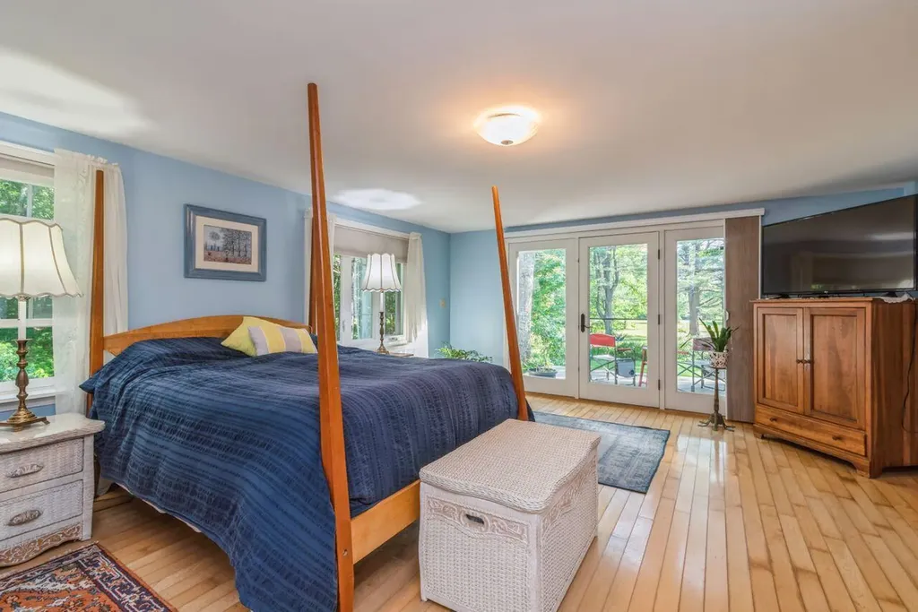 139 Whitten Road Kennebunk ME 04043