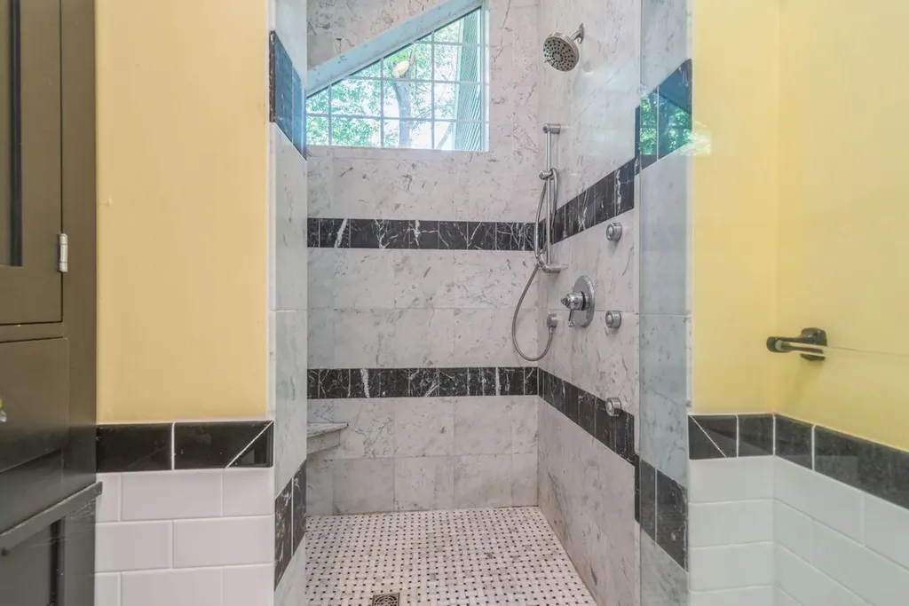 139 Whitten Road Kennebunk ME 04043