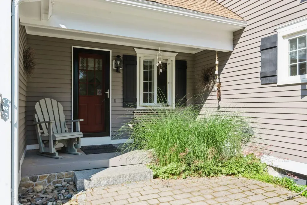 139 Whitten Road Kennebunk ME 04043