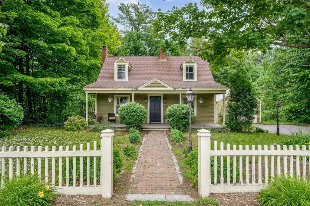 72 Saco Road Alfred ME 04002