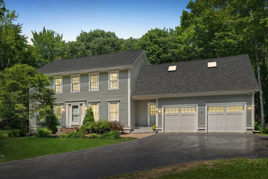 64 Cedar Ridge Drive Yarmouth ME 04096