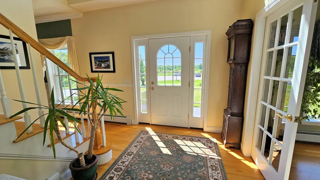 82 Chestnut Trail Bangor ME 04401