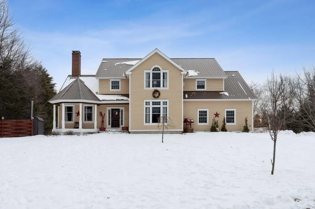 230 Dolloff Road Standish ME 04084