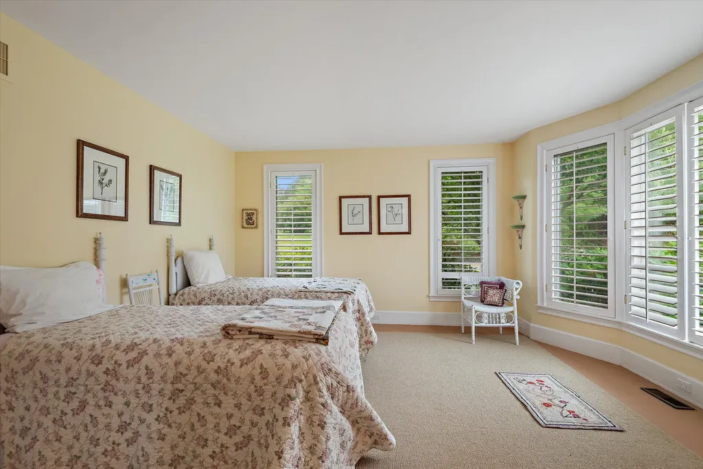 590 Falls Bridge Road Blue Hill ME 04614