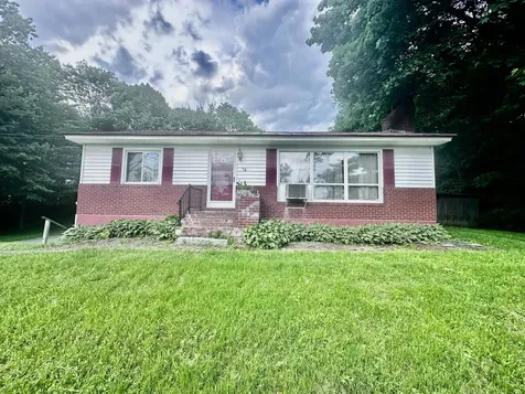 13 Sunset Terrace Waterville ME 04901