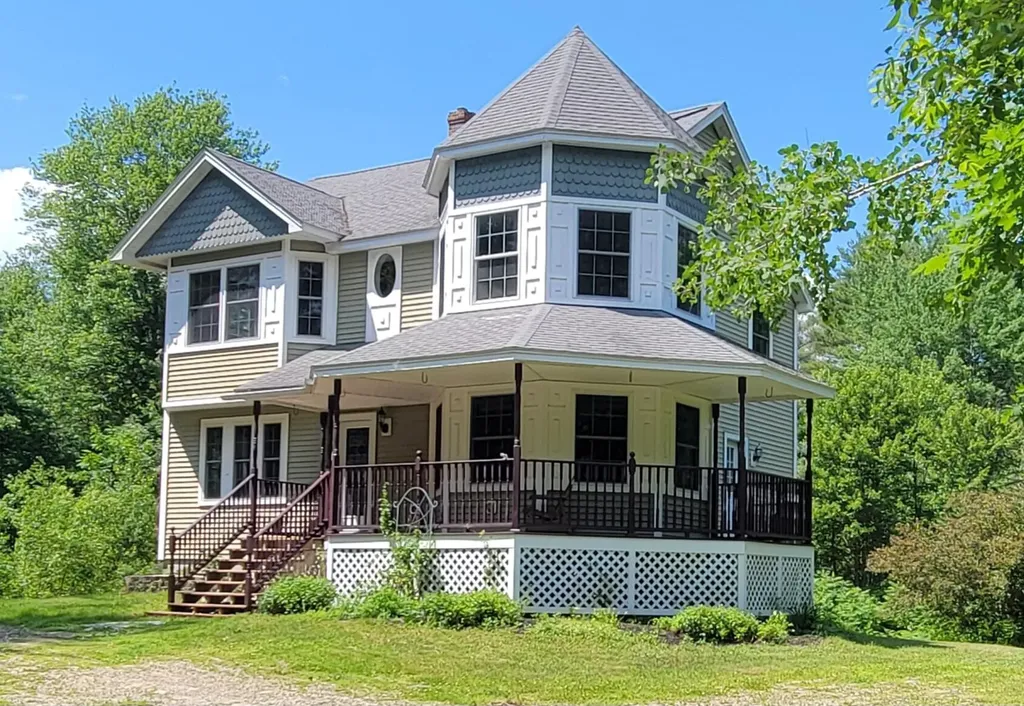 171 Pine Hill Road Monmouth ME 04259