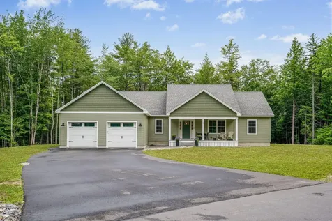 35 Perreault Way Brunswick ME 04011