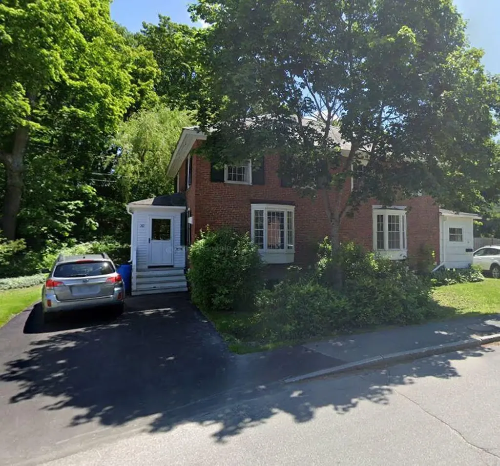 32 Oliver Street Bath ME 04530