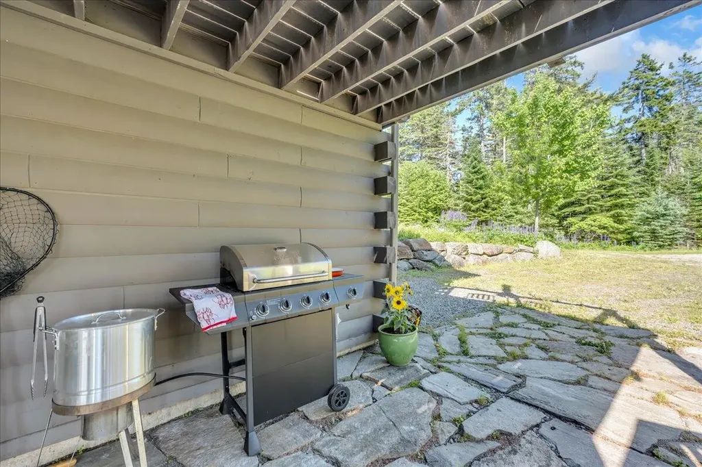 123 The Narrows Way Blue Hill ME 04614
