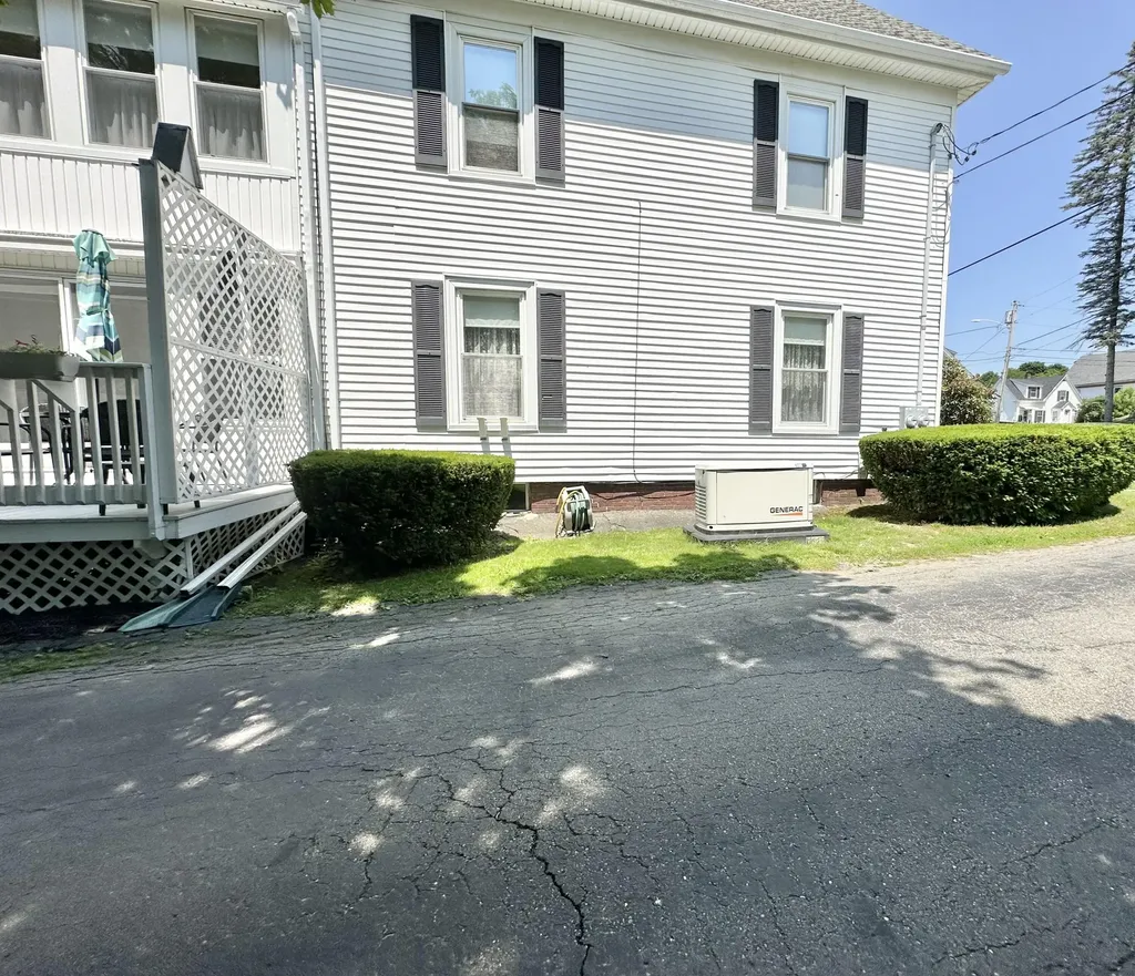 219 Center Street Brewer ME 04412