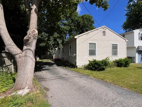 7 Lafayette Street Saco ME 04072