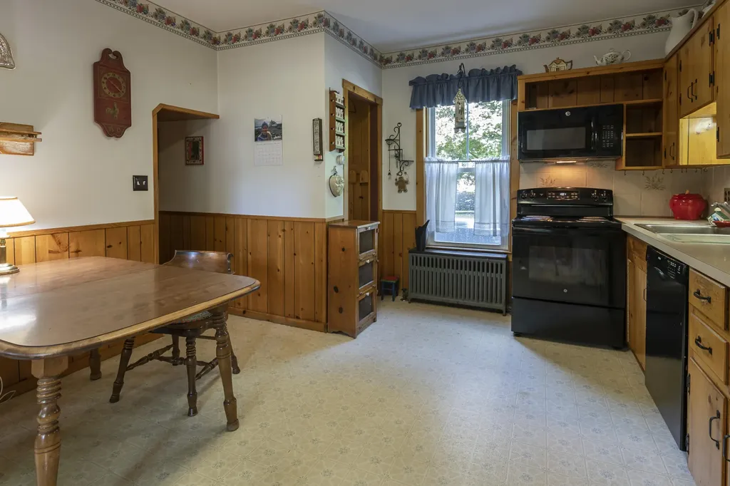 6 Oliver Street Bath ME 04530