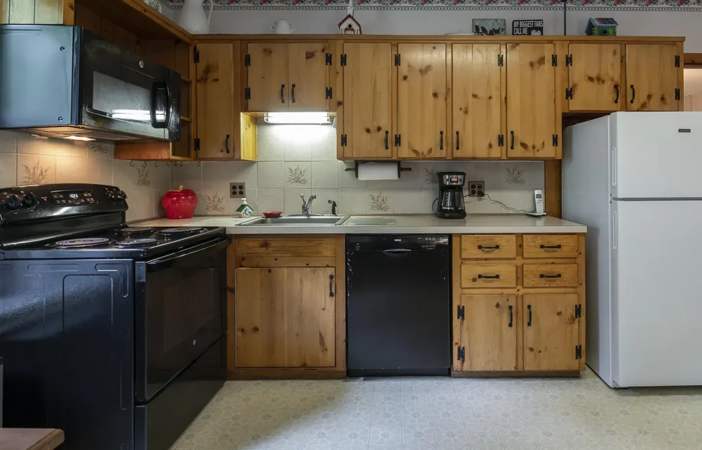 6 Oliver Street Bath ME 04530