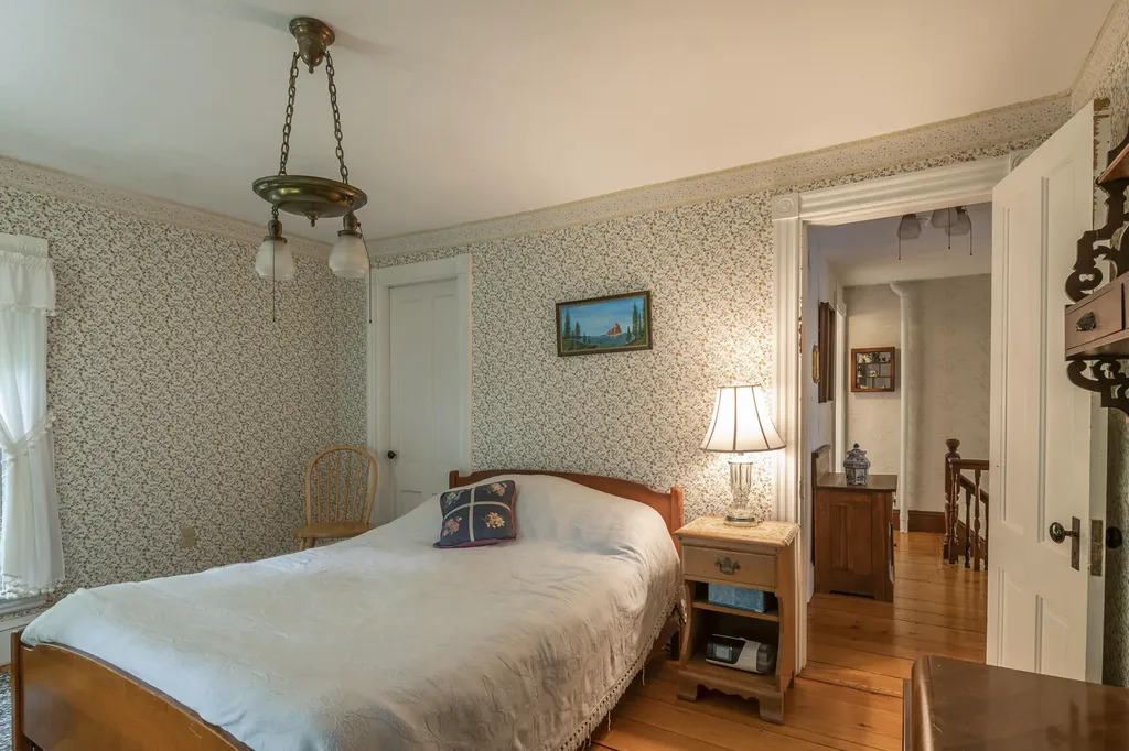 6 Oliver Street Bath ME 04530