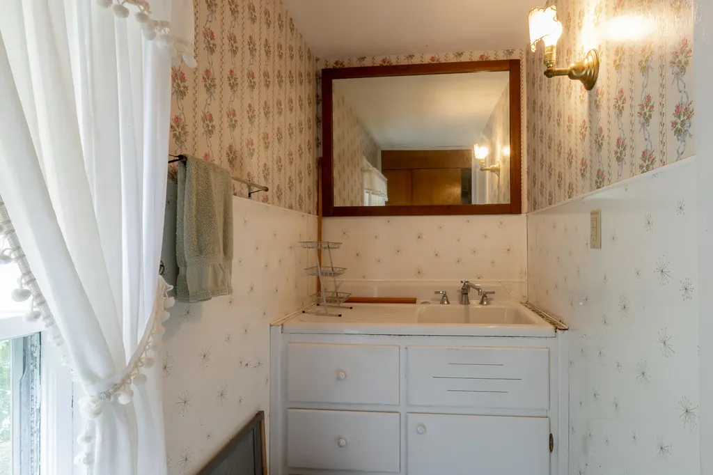 6 Oliver Street Bath ME 04530
