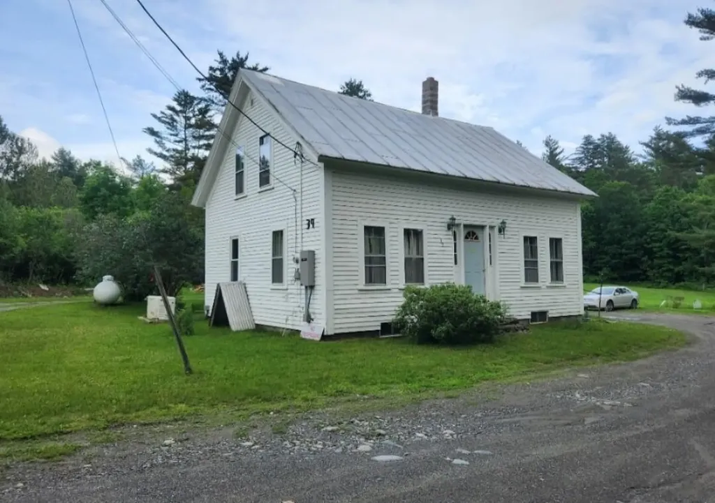 39 Main Street Harmony ME 04942