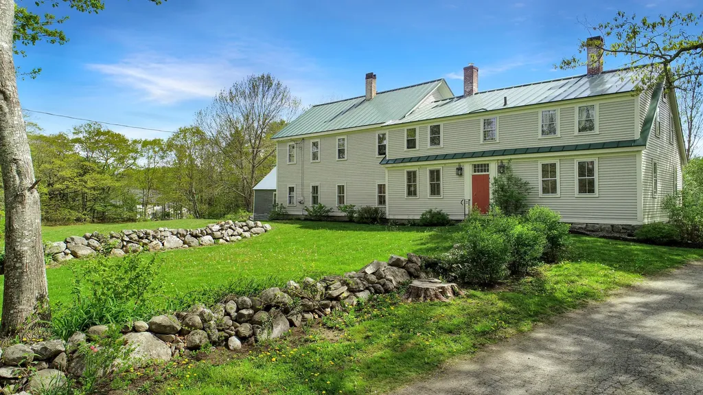 1313 State Route 32 Bristol ME 04564