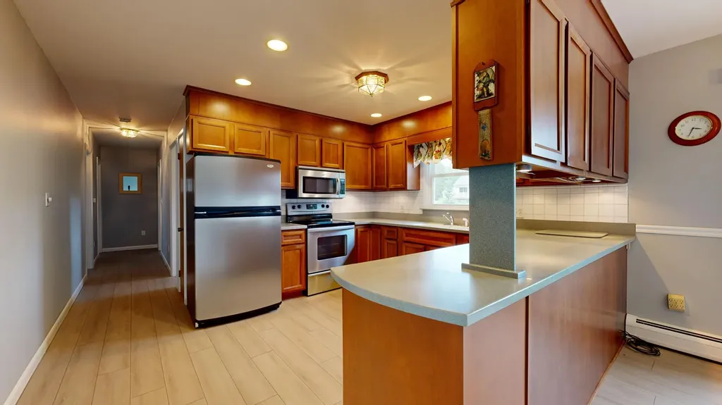 54 Brooks Avenue Lewiston ME 04240