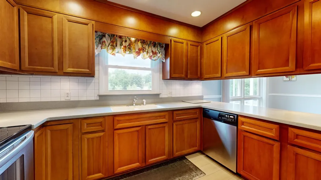 54 Brooks Avenue Lewiston ME 04240