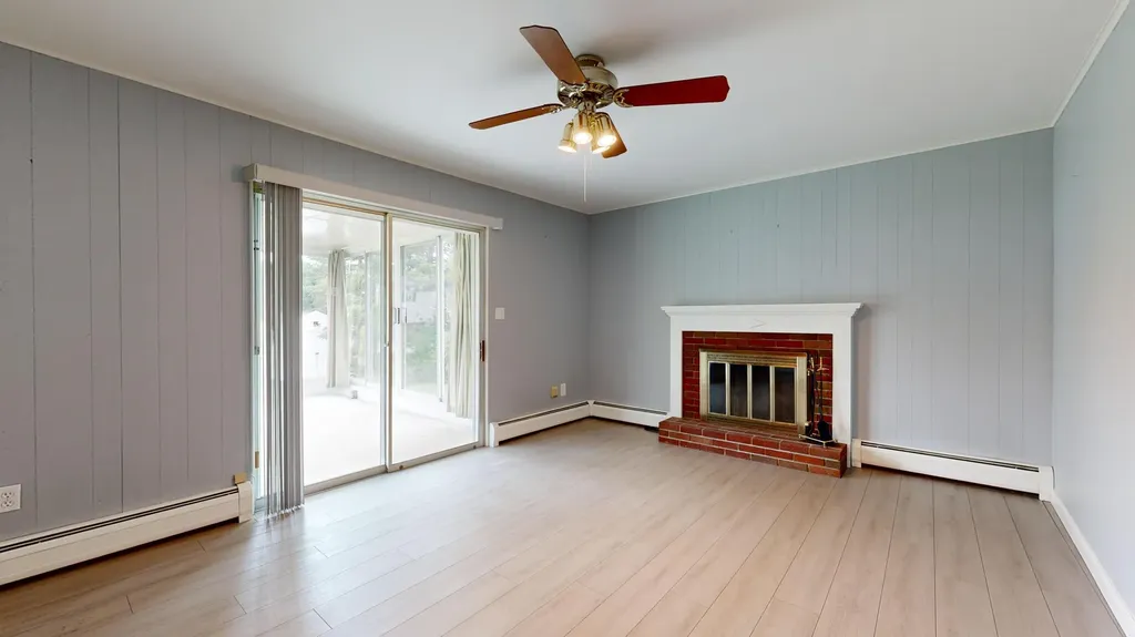 54 Brooks Avenue Lewiston ME 04240
