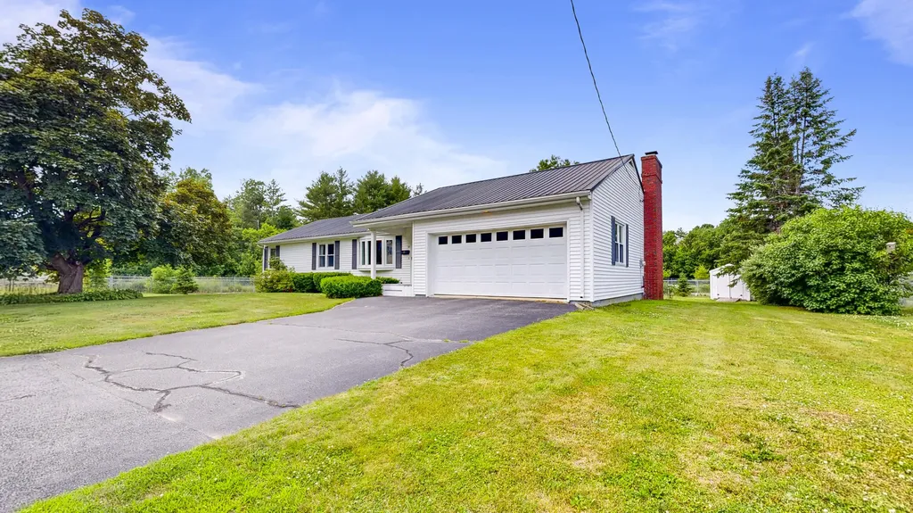 54 Brooks Avenue Lewiston ME 04240